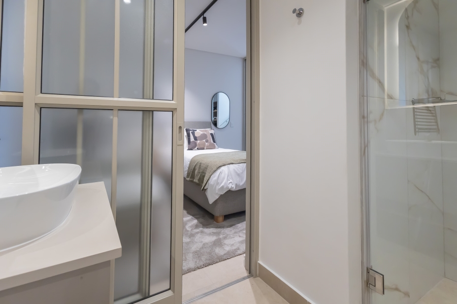 To Let 3 Bedroom Property for Rent in Green Point Western Cape